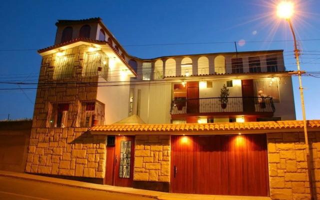 Hotel Benavides
