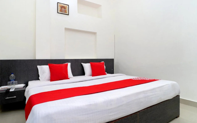 OYO 27669 Harkirat Niwas