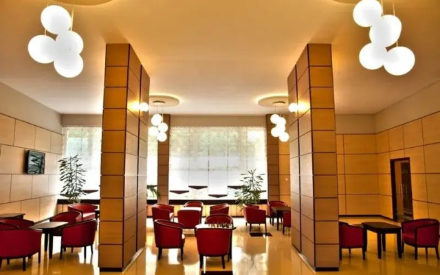 Hotel Alunis
