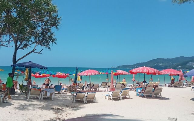 Island Patong Beachfront Apartments