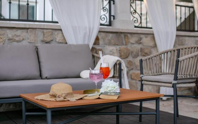 Villa Bante - Luxury Stone House