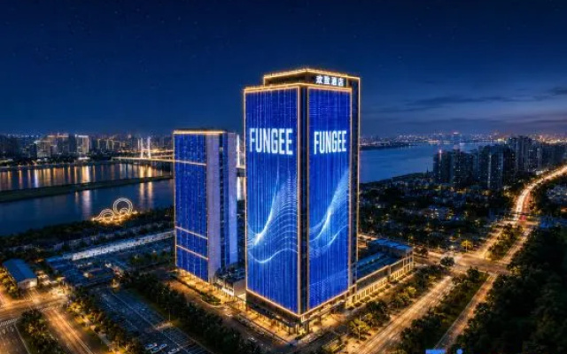 FUNGEE High-Rise River View Hotel (Honggutan, Jiangxi Provincial Museum, Nanchang) – Outside – Nanchang