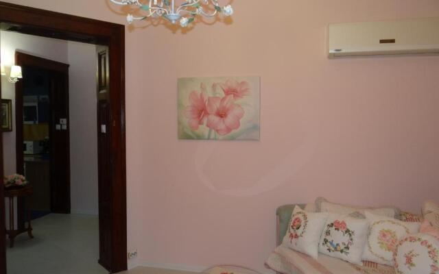 Orange Flower Apartments