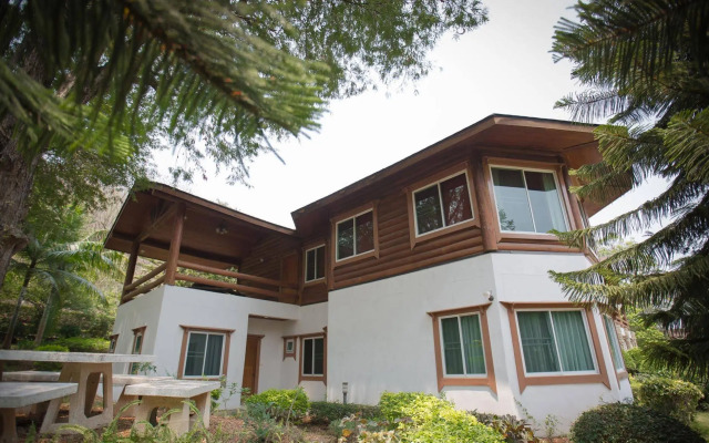 The Log Home Experience Khao Yai