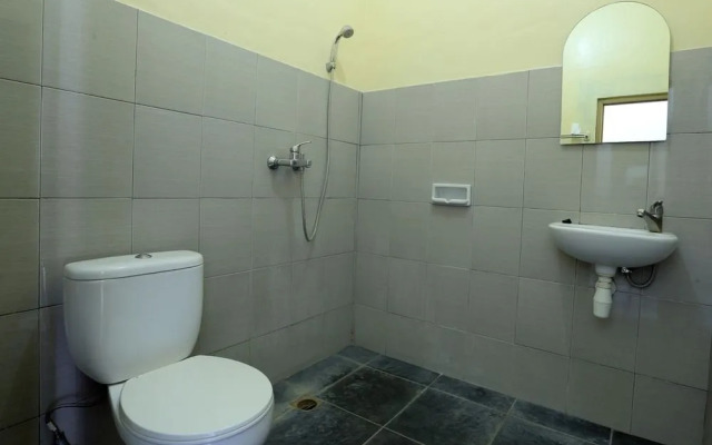 RedDoorz @ Raya Seminyak