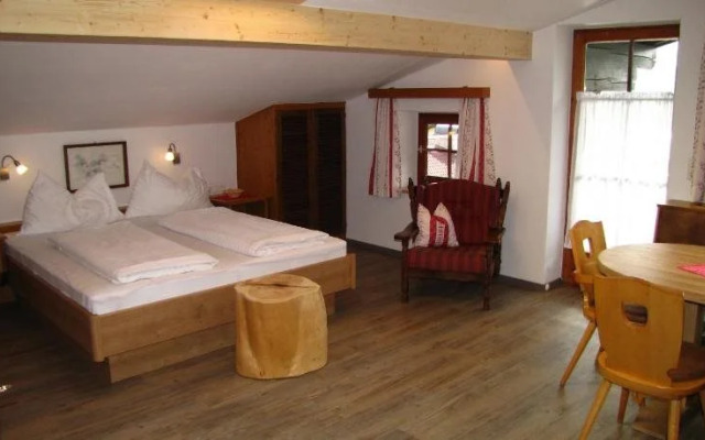 Apartments Röck