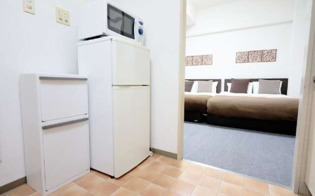 Mansion Pasture TSUKISAMU Fukuzumi