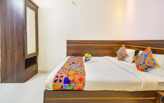 OYO 1144 Hotel Royal Sun palace