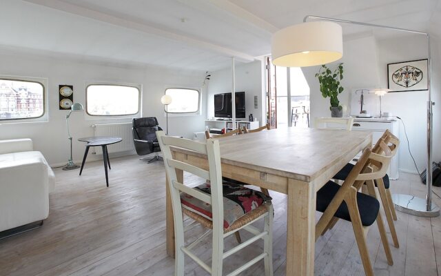 Copenhagen Houseboat