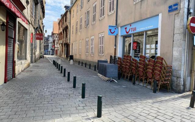 beau studio centre ville et proche gare