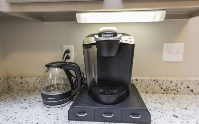 Mint House Nashville - Hillsboro Village