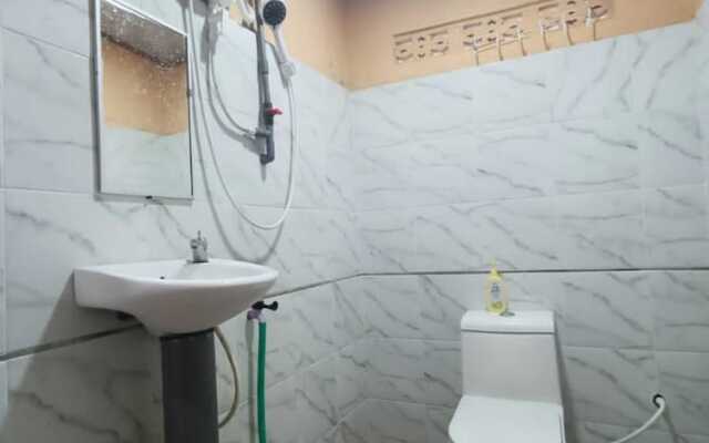 OYO 90799 Sharhan Residence