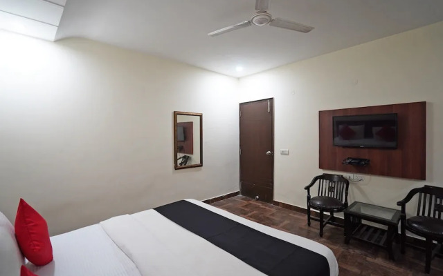 Hotel Aerotech by OYO Rooms