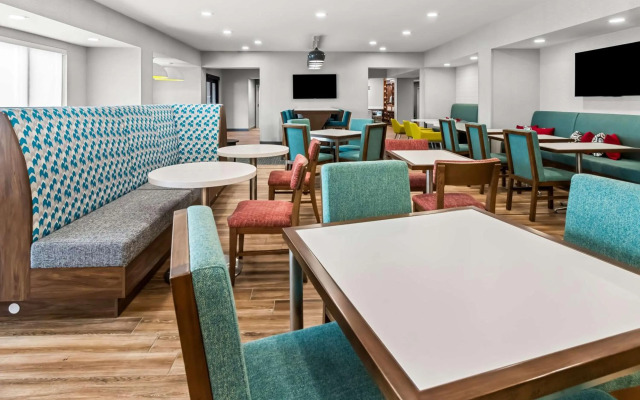 Hampton Inn by Hilton Dayton South
