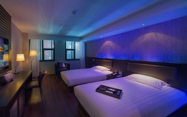 Crystal Orange Hotel
