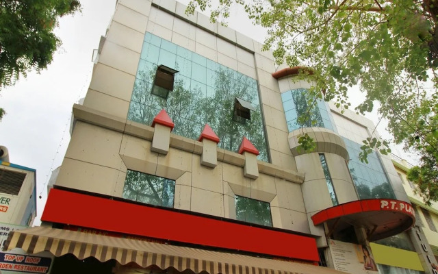 Forest Transit Hotel by OYO Rooms