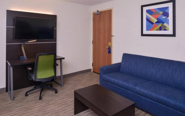 Holiday Inn Express Southfield-Detroit, an IHG Hotel