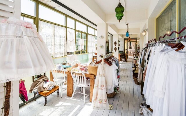 Margarret Pension and Antique Cafe