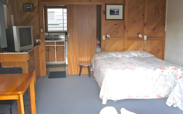 Tongariro River Motel