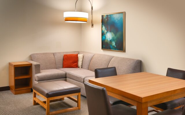 Hyatt Place Lansing - East