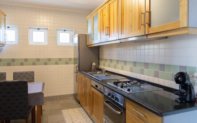 Azure- Com Vista Sobre o Oceano