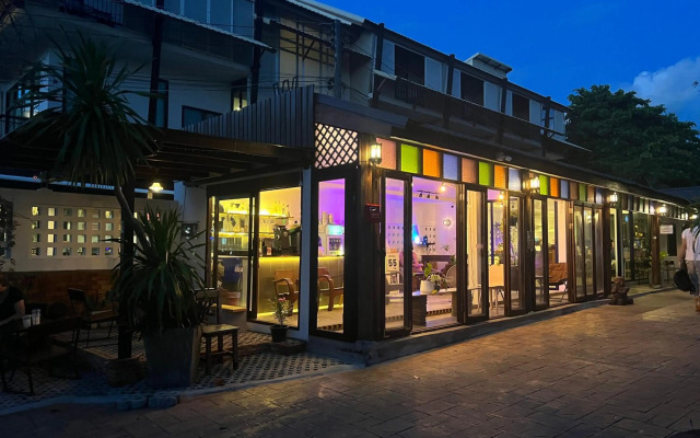 Pha Thai House