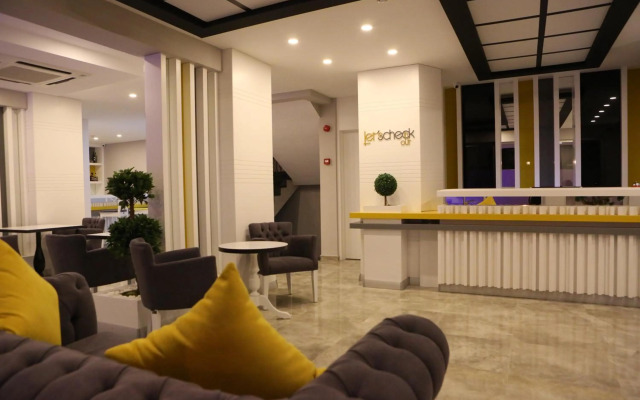 Letstay Hotel - Adults Only