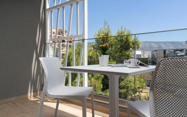 One Bedroom Apartment with Spacious Living Area