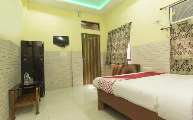 Bidhan Plaza by OYO Rooms