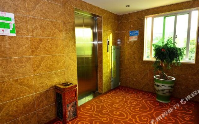 Dongfang Haitun Business Hotel