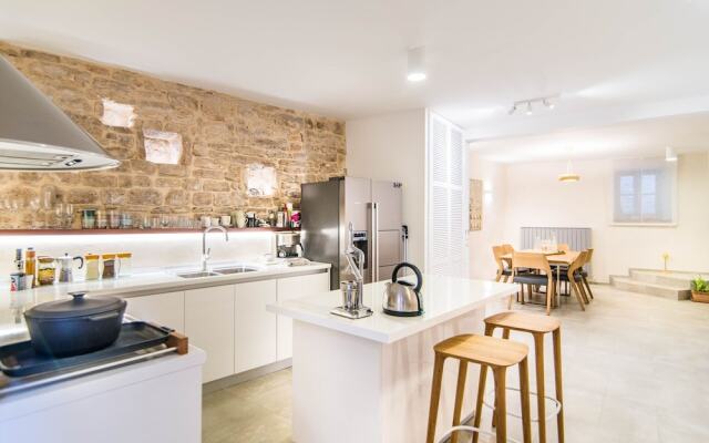 Completely Renovated Traditional Istrian Stone House Villa Bale-valle