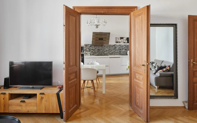 Lavish Apartment in Old Town by Prague Days