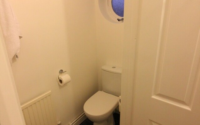 Cherry Hinton Rooms (SnooozzZ)