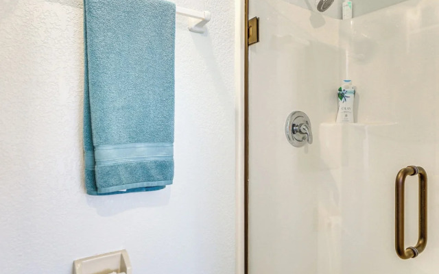 Waterfront Palmetto Home w/ Private Fishing Dock!