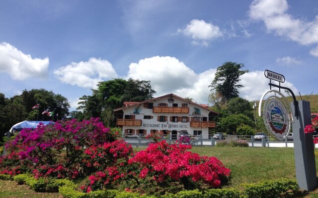 Hotel Los Héroes