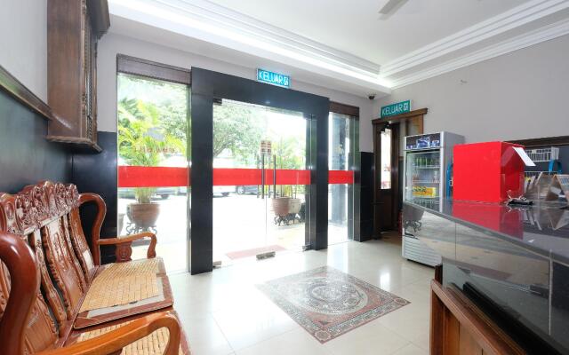 OYO 1190 Nice Stay Hotel