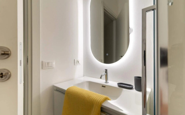 w Elegant 3BR Near Milan Center