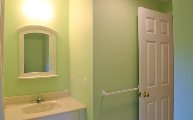 300 Gross Hill - 3 Bedroom House