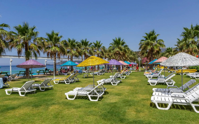 Hotel Grand Efe