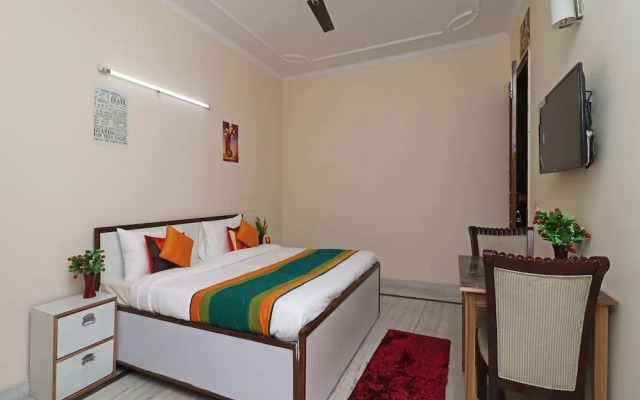 Hotel Comfort Stay Inn By OYO Rooms