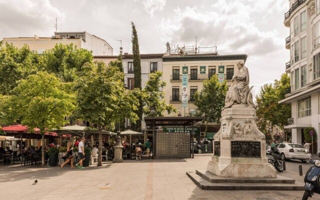 Charming Apartment In The Heart Of Madrid