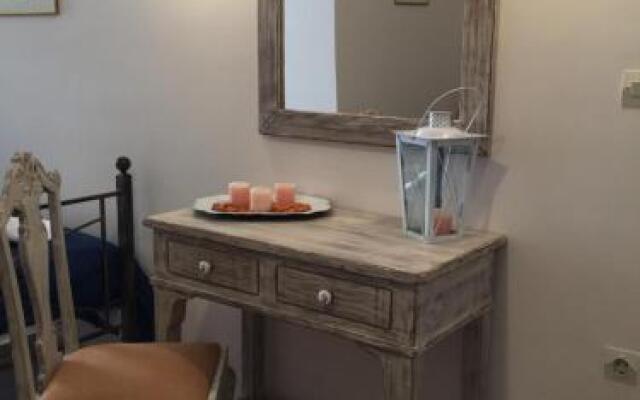 Romanza Rooms