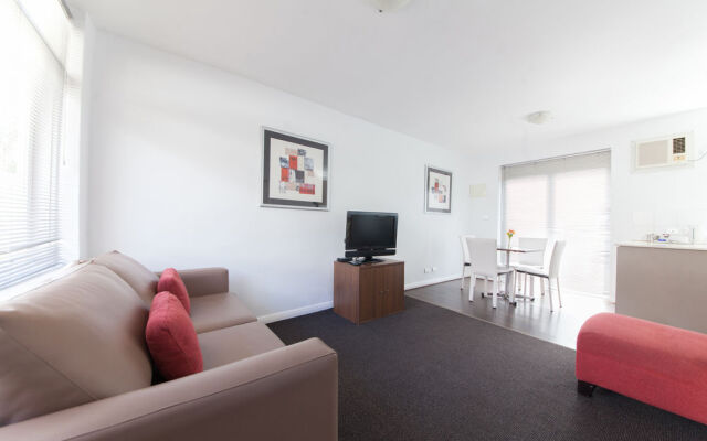 Easystay Studio Apartments