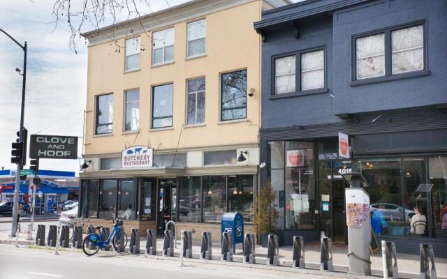 Signature Inn Oakland