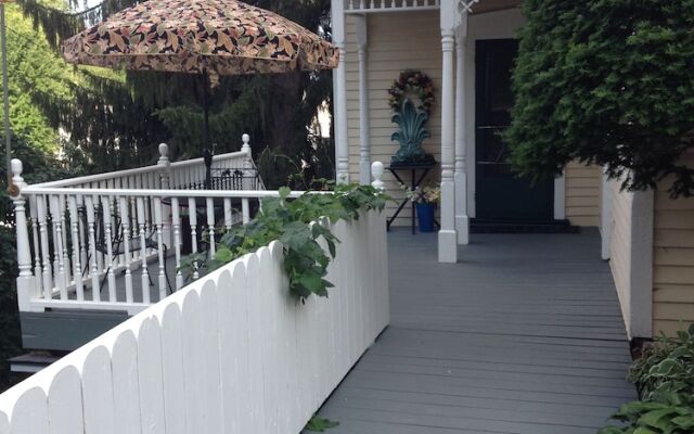 Thornton House Bed and Breakfast