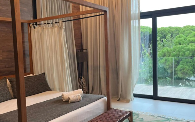 Hotel Tropical Gava Mar