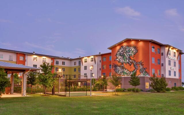 Homewood Suites by Hilton TechRidge Parmer @ I-35