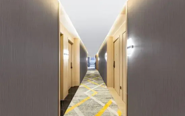 Foshan Light Luxury Selection Apartment One (Sanshui Hengfu Plaza)