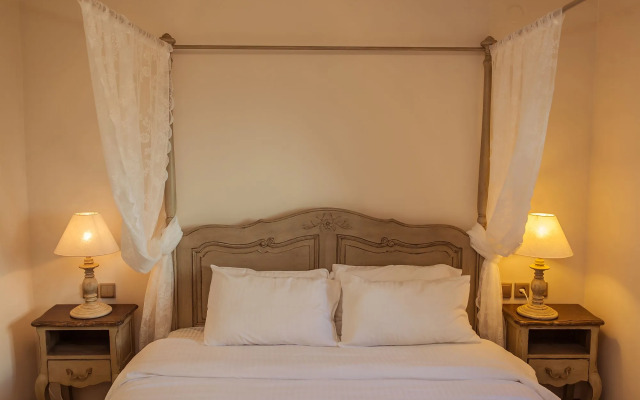 Manthos Mountain Resort & Spa