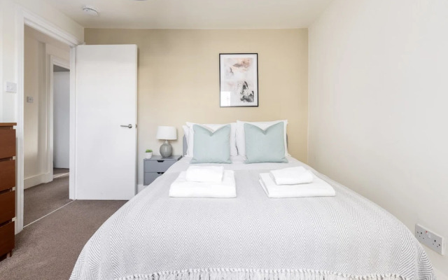 Luxurious Apartment in Wandsworth